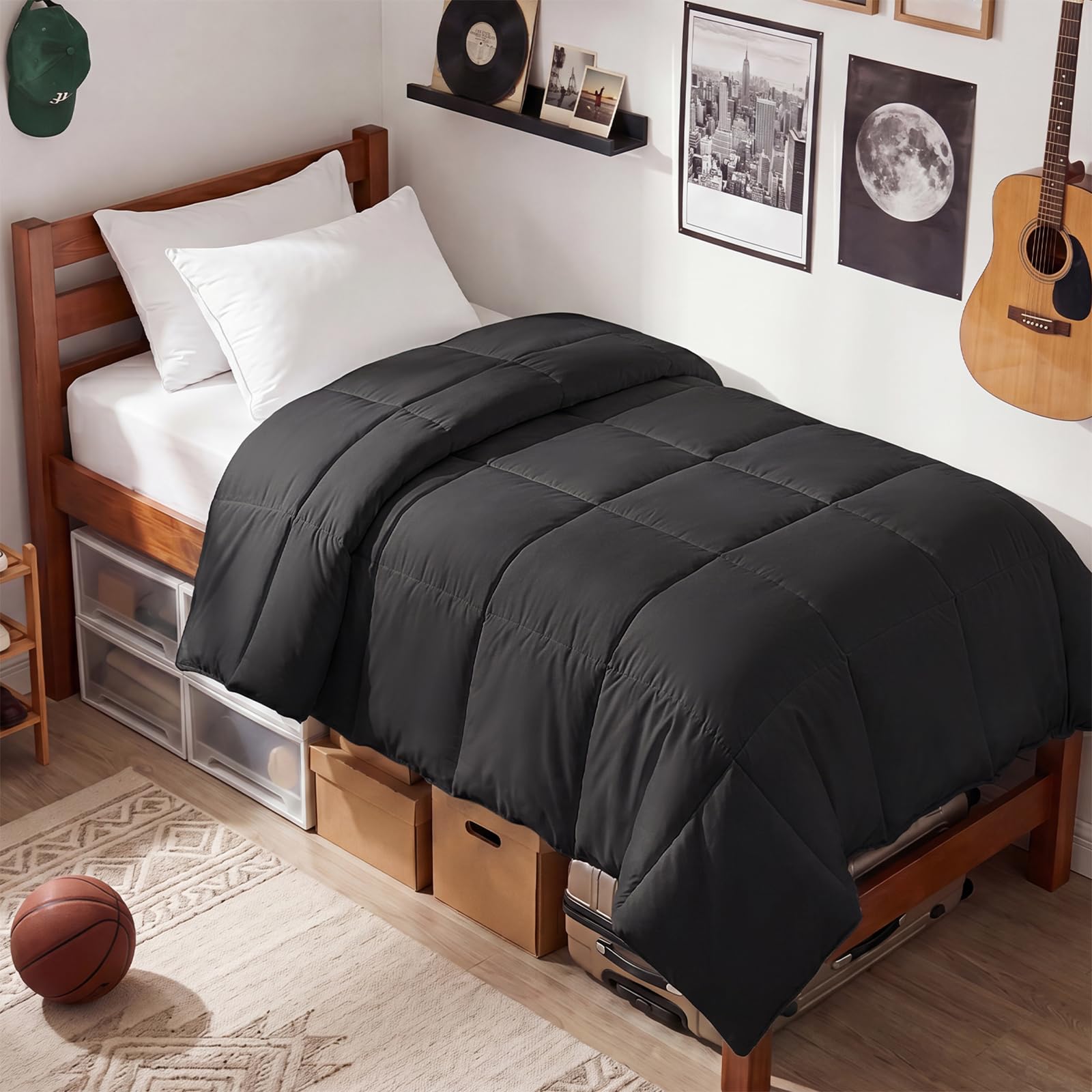 EASELAND Down Alternative Comforter - Quilted Duvet Insert for All Seasons, Soft Lightweight with Corner Tabs, Summer Winter Warm Bedding