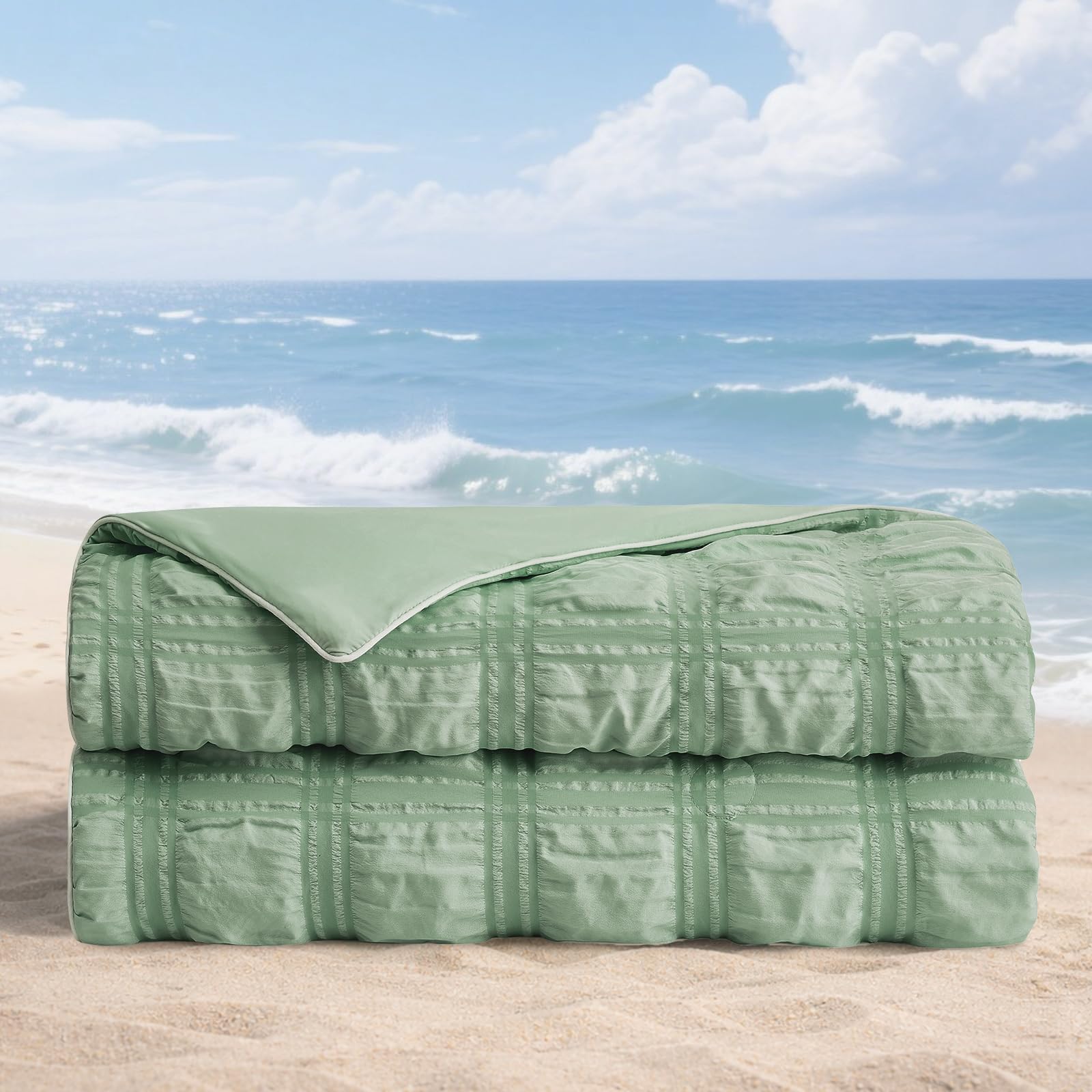Cozy Bliss Cooling Comforter Seersucker Plaid, Q-Max 0.45 Lightweight Cooling Blanket, Breathable Silk Smooth Summer Bedding Quilt for Hot Sleepers Night Sweats