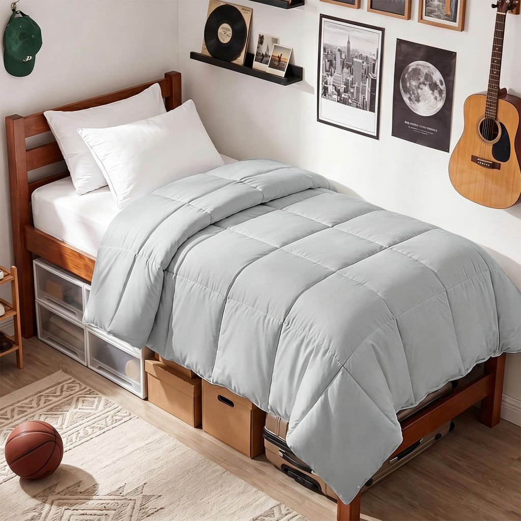 EASELAND Down Alternative Comforter - Quilted Duvet Insert for All Seasons, Soft Lightweight with Corner Tabs, Summer Winter Warm Bedding