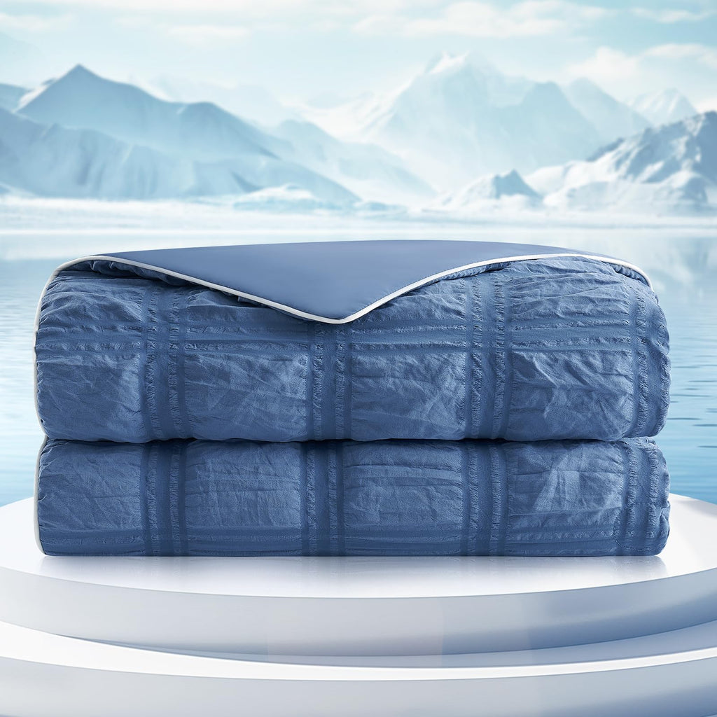 Cozy Bliss Cooling Comforter Seersucker Plaid, Q-Max 0.45 Lightweight Cooling Blanket, Breathable Silk Smooth Summer Bedding Quilt for Hot Sleepers Night Sweats