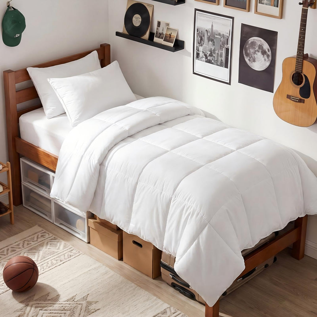 EASELAND Down Alternative Comforter - Quilted Duvet Insert for All Seasons, Soft Lightweight with Corner Tabs, Summer Winter Warm Bedding