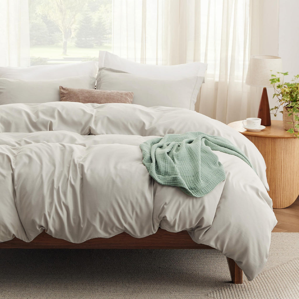 Bedsure Soft Prewashed Duvet Cover Set with Zipper Closure and Pillow Covers, Comforter Not Included