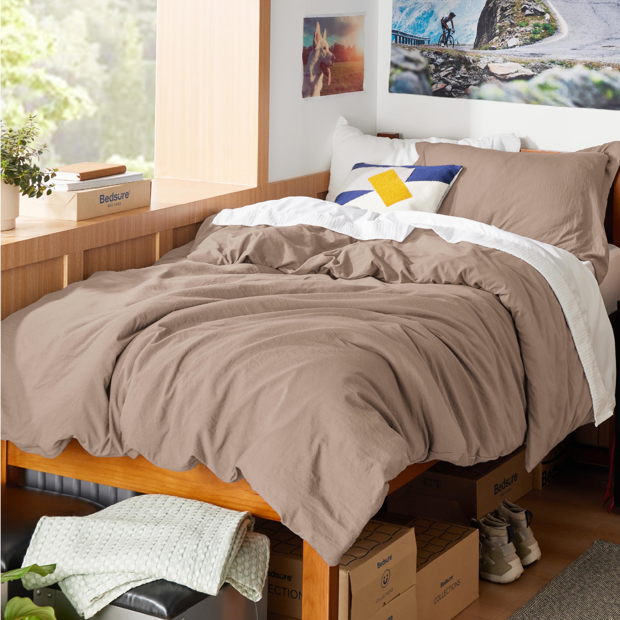 Bedsure Soft Prewashed Duvet Cover Set with Zipper Closure and Pillow Covers, Comforter Not Included