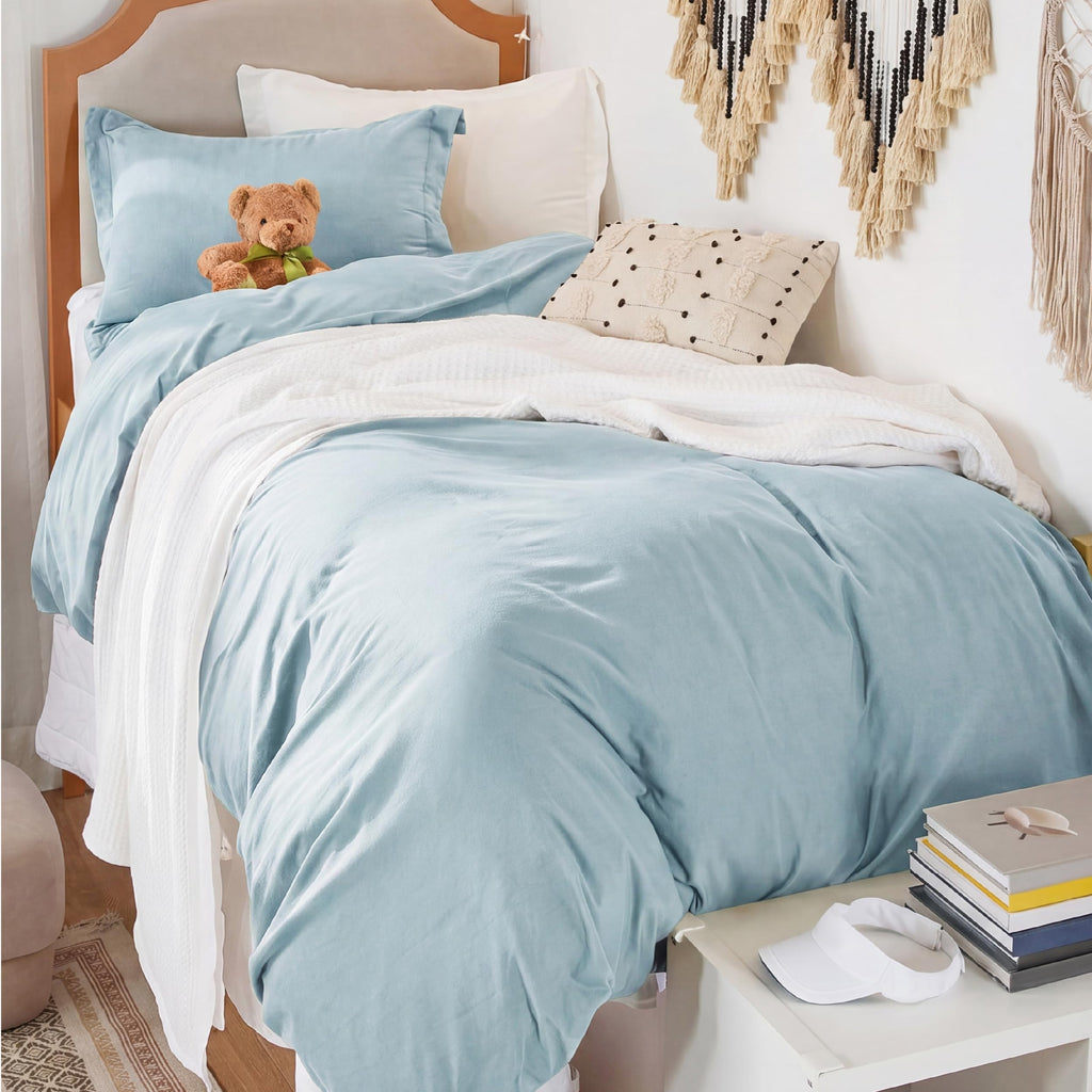 Bedsure Soft Prewashed Duvet Cover Set with Zipper Closure and Pillow Covers, Comforter Not Included