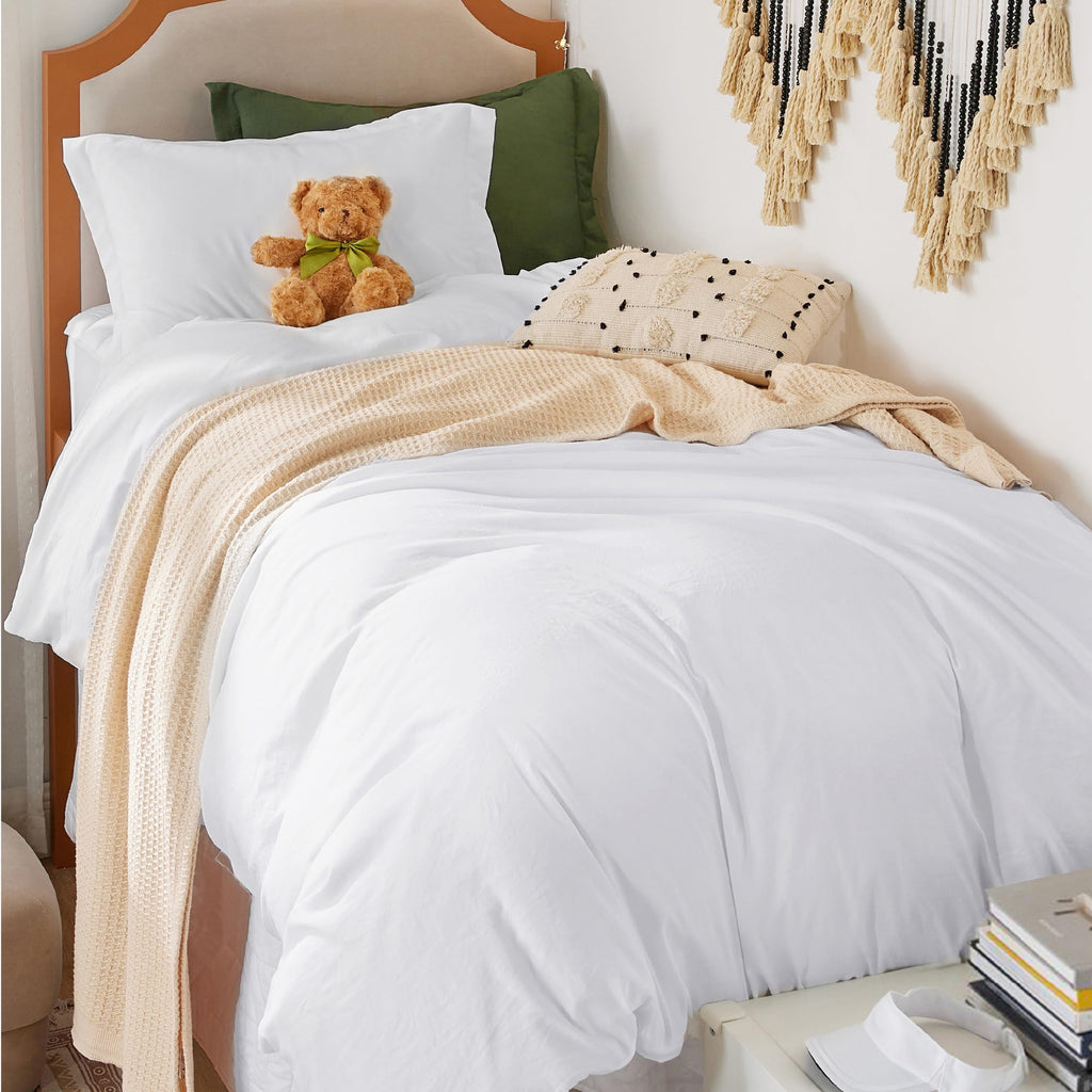 Bedsure Soft Prewashed Duvet Cover Set with Zipper Closure and Pillow Covers, Comforter Not Included