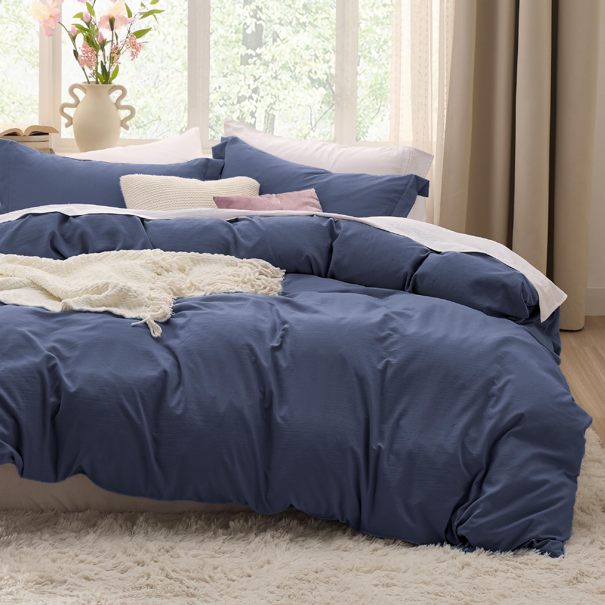Bedsure Soft Prewashed Duvet Cover Set with Zipper Closure and Pillow Covers, Comforter Not Included