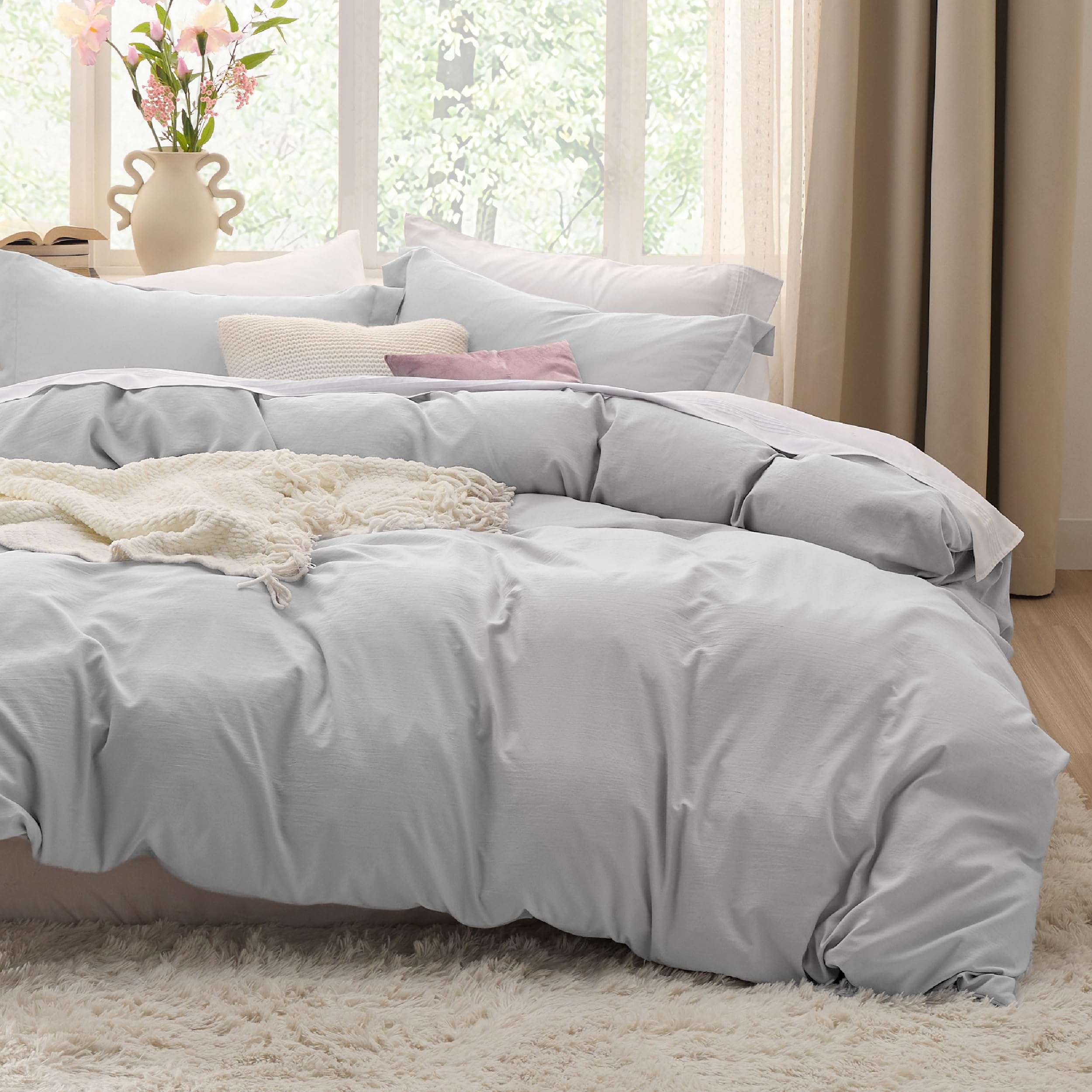 Bedsure Soft Prewashed Duvet Cover Set with Zipper Closure and Pillow Covers, Comforter Not Included