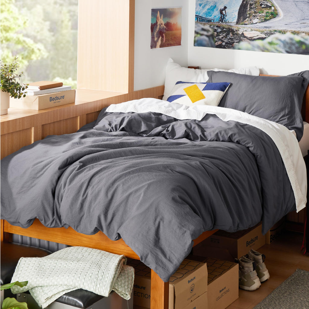Bedsure Soft Prewashed Duvet Cover Set with Zipper Closure and Pillow Covers, Comforter Not Included