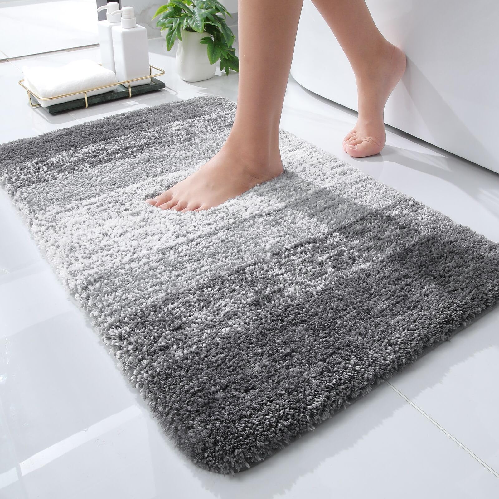 Plush Quick-Dry Absorbent Microfiber Bathroom Mat