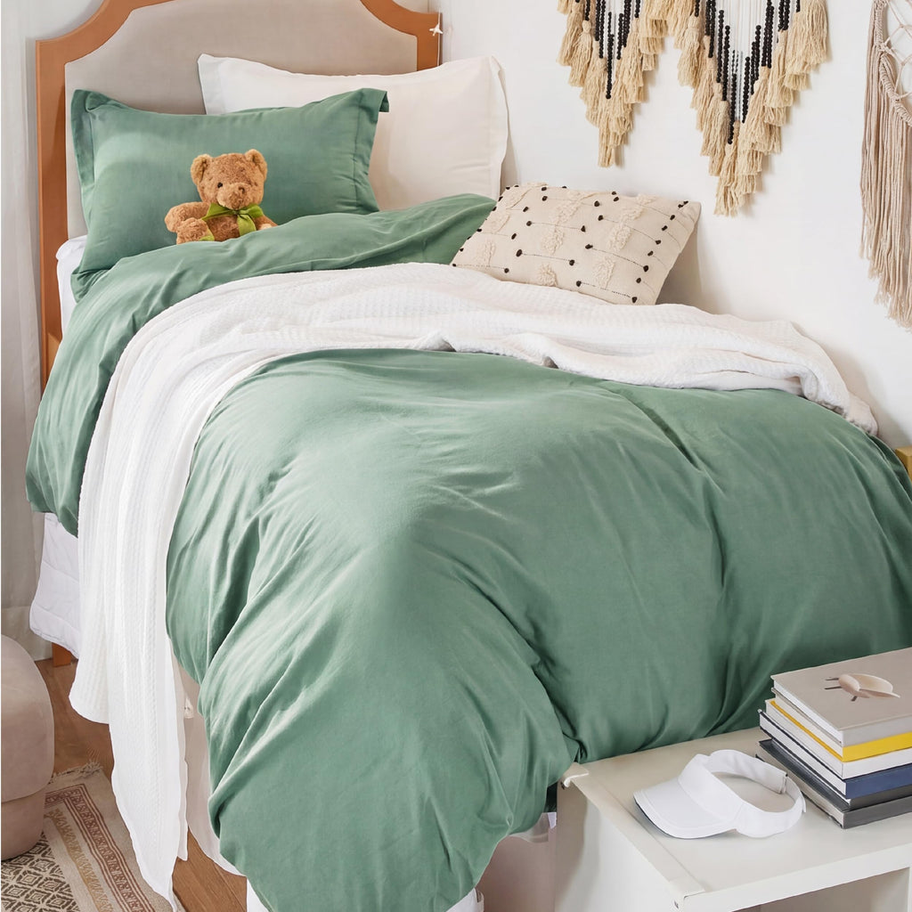 Bedsure Soft Prewashed Duvet Cover Set with Zipper Closure and Pillow Covers, Comforter Not Included