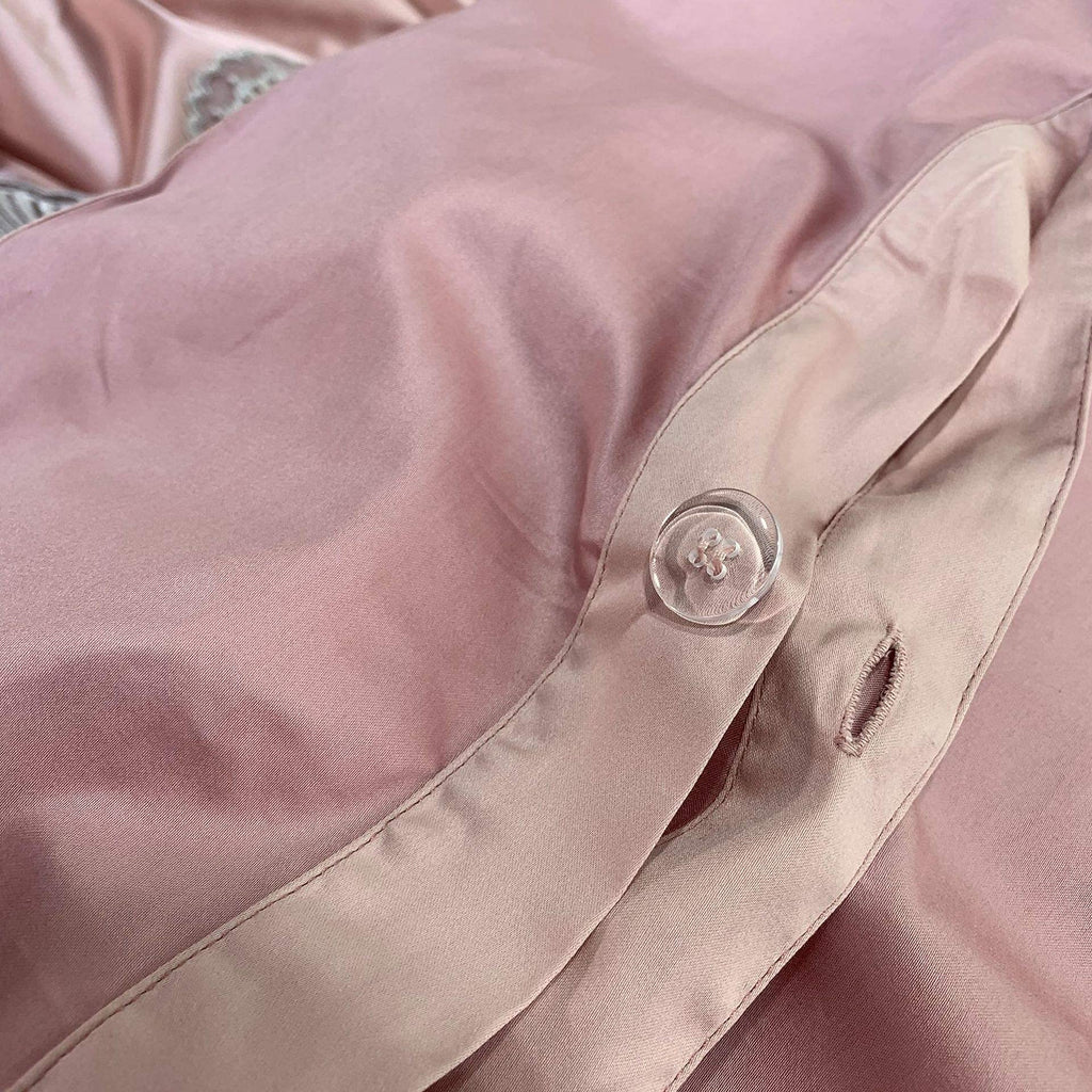 4 Pieces Satin Jacquard Embroidered Bedding Set Lace Print Hotel Quality Includes X1 Duvet Cover X2 Pillowcases and X1 Fitted Sheet Soft Lightweight Microfiber 220 240Cm