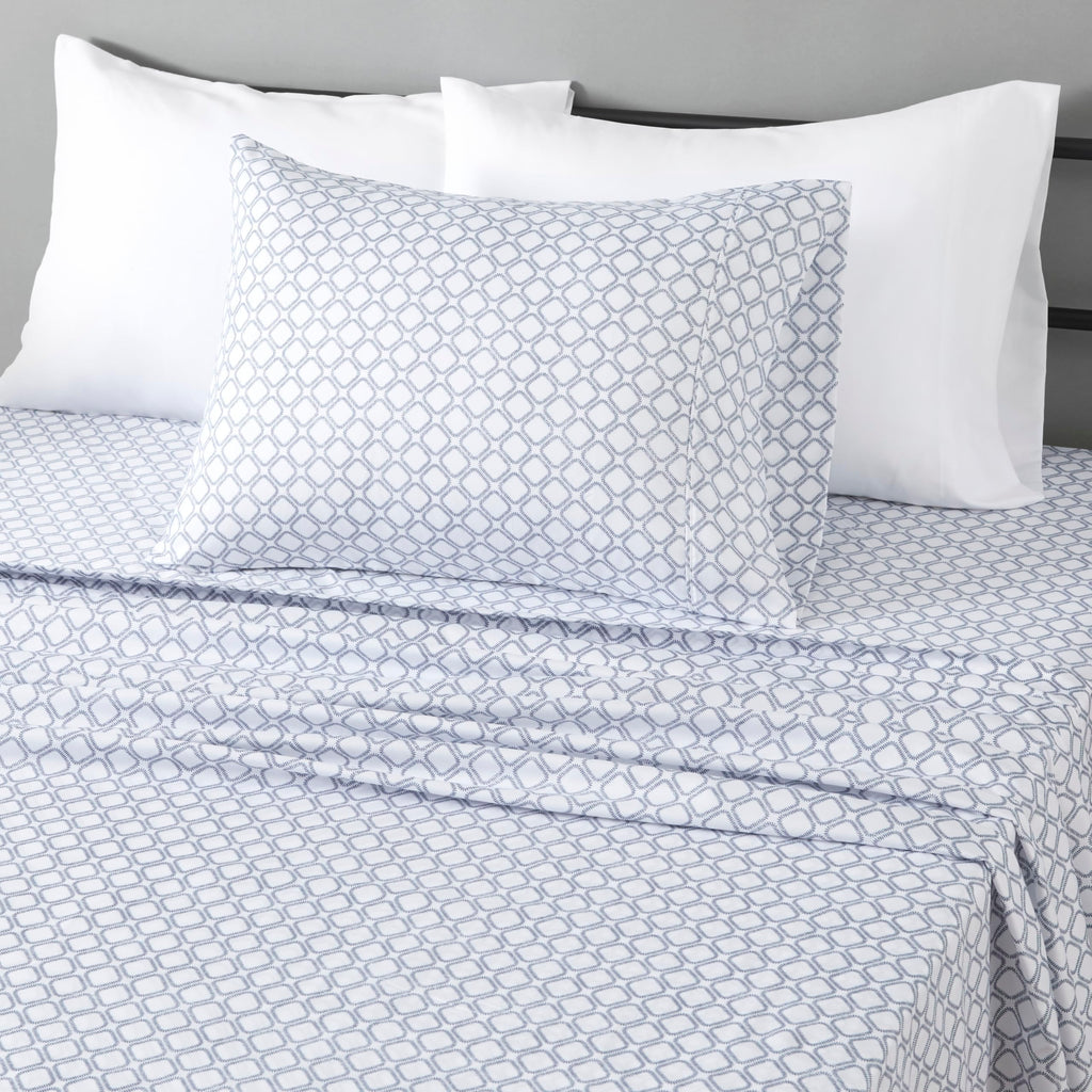 Amazon Basics Lightweight Super Soft Easy Care Microfiber 4-Piece Bed Sheet Set with 14-Inch Deep Pocket