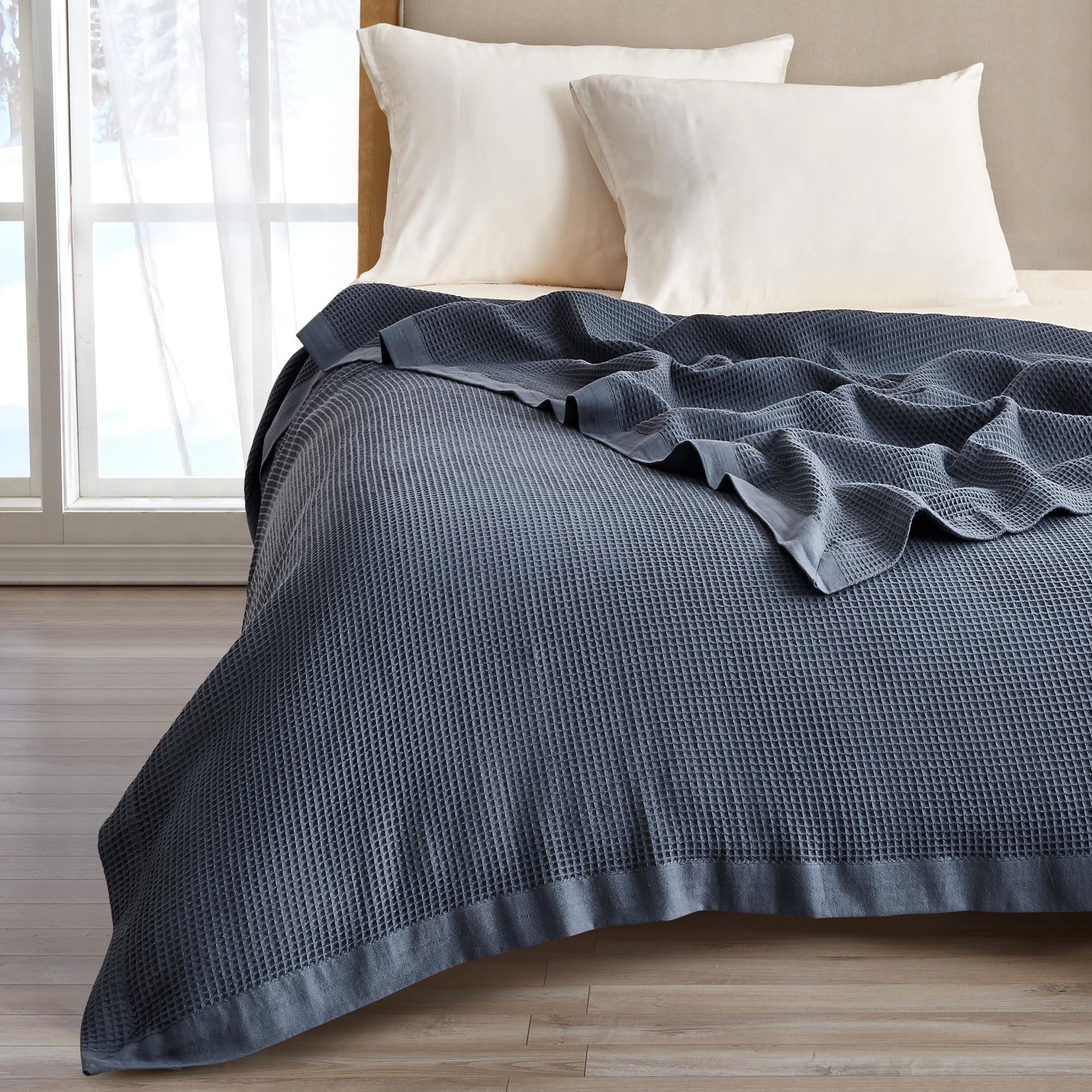 Classic Cotton Bed Blanket for Year-Round Comfort