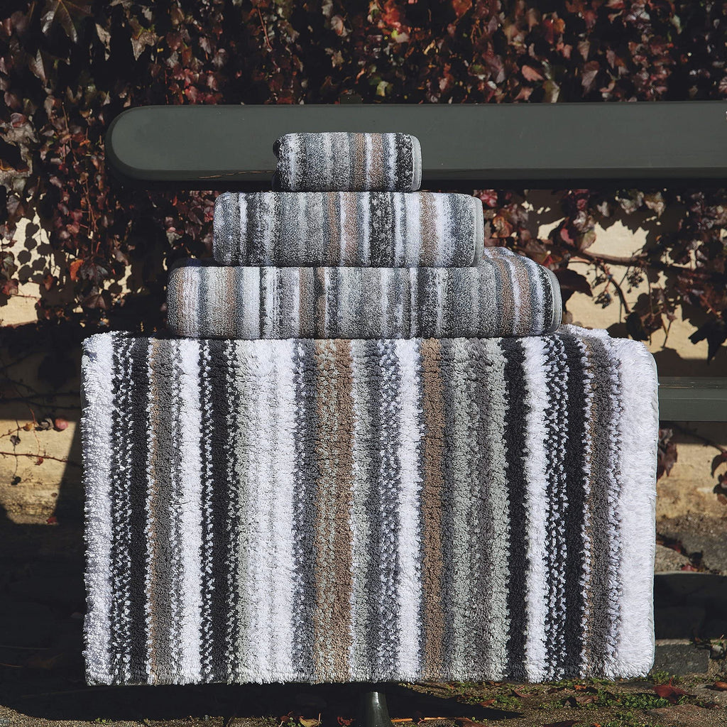 Washable Decorative Statement Bath Rug, 22 x 36 Inches