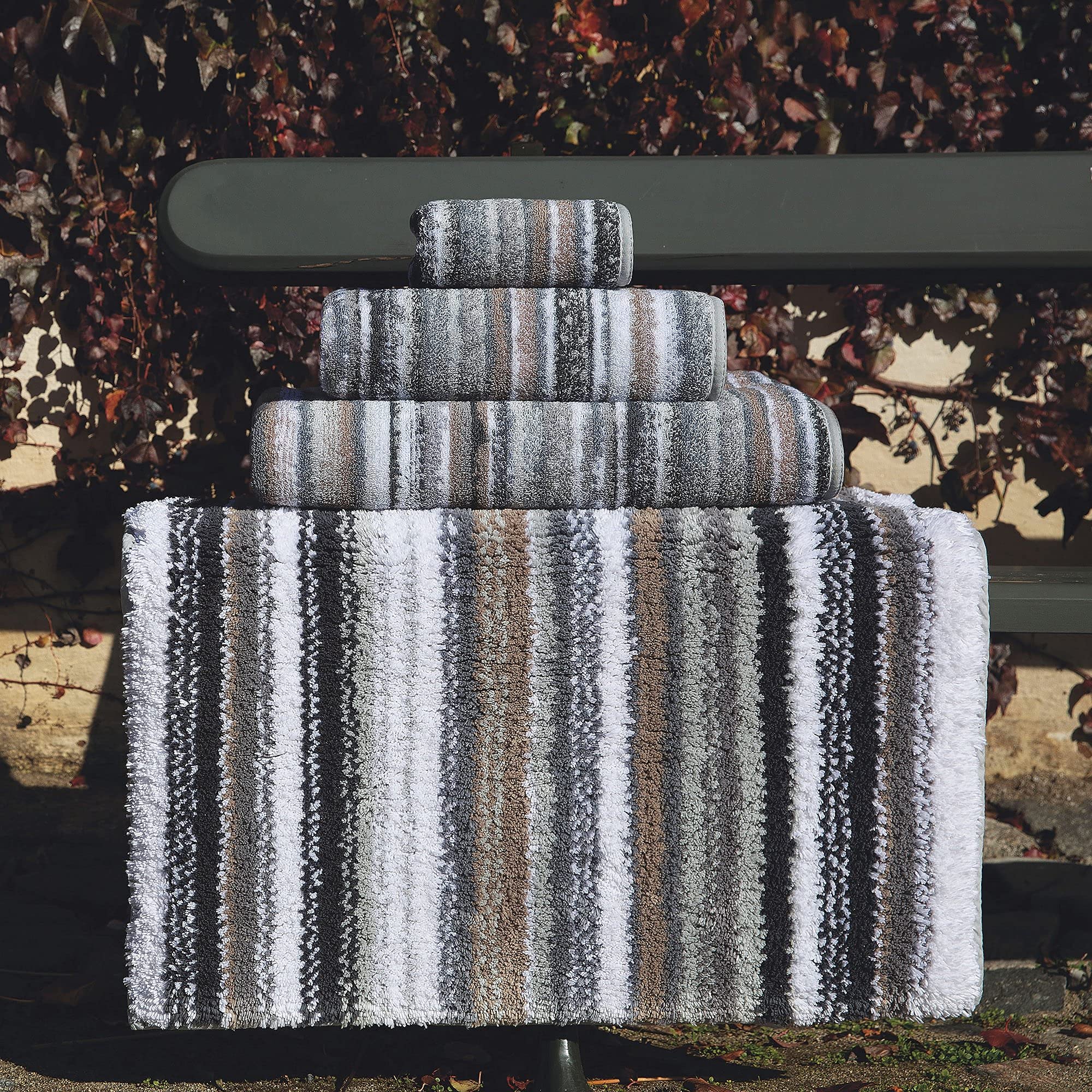 Washable Decorative Statement Bath Rug, 22 x 36 Inches