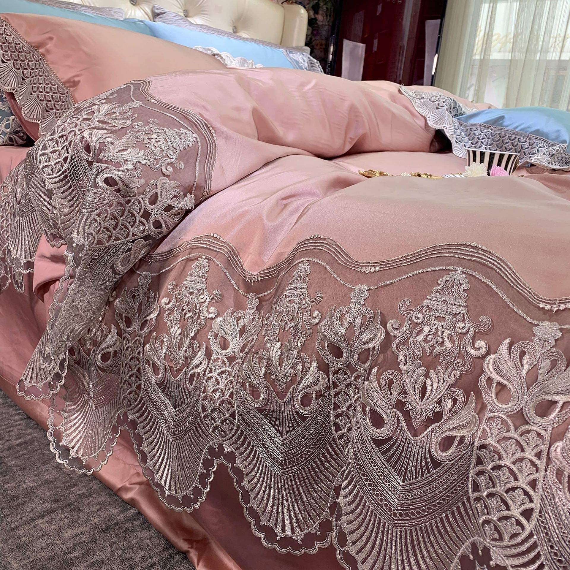 4 Pieces Satin Jacquard Embroidered Bedding Set Lace Print Hotel Quality Includes X1 Duvet Cover X2 Pillowcases and X1 Fitted Sheet Soft Lightweight Microfiber 220 240Cm